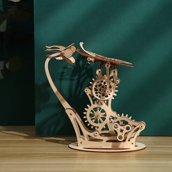 3D Wooden Mechanical Butterfly Hand-Assembled Puzzle Model - Image 3