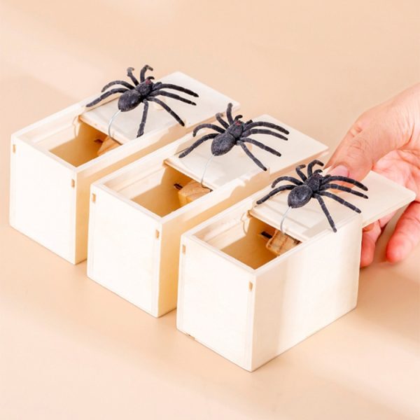 April Fools Day Gift Spider Scare Toy - Image 2