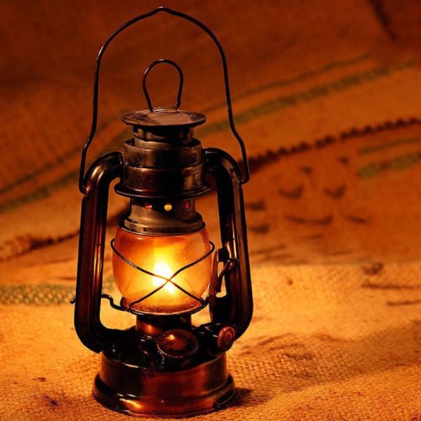 Retro Nostalgic Wrought Iron Portable Putdoor Tent Camping Light - Image 6