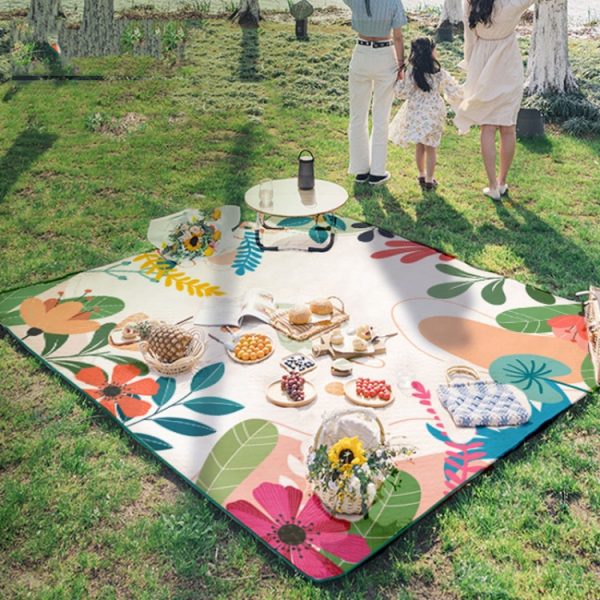 Outdoor Camping Thickened Moisture-proof Pad Portable Waterproof Picnic Cloth, 142x142cm - Image 6
