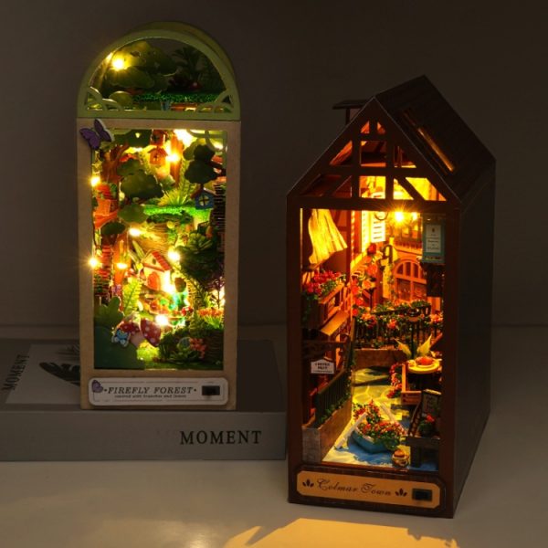 DIY Assembled LED 3D House Model Bookends Kid Toys Glowing Birthday Gift, TC16 Youran Years, TC17 Alley After Rain, TC18 Sea Wind Realm, TC35 Firefare Forest, TC36 Nearly Future, TC39 Underwater Guide - Image 3
